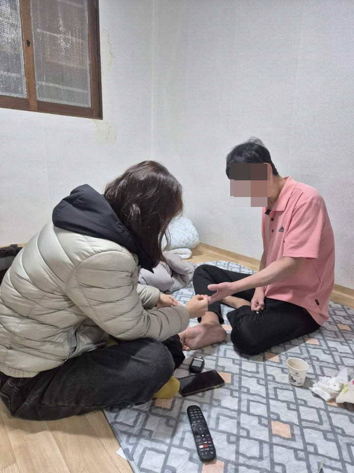 장위1동 히어로가 등장하자 그의 삶에서 극단적 선택과 술이 사라졌다
