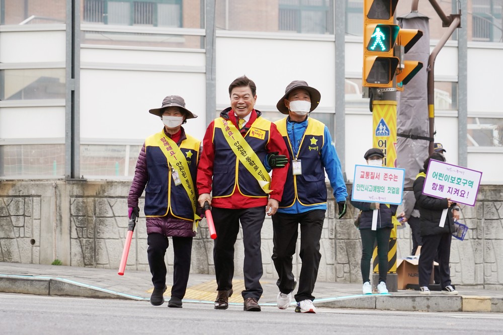 동대문구, 노인일자리 3846명으로 확대…전년보다 468개 늘렸다
