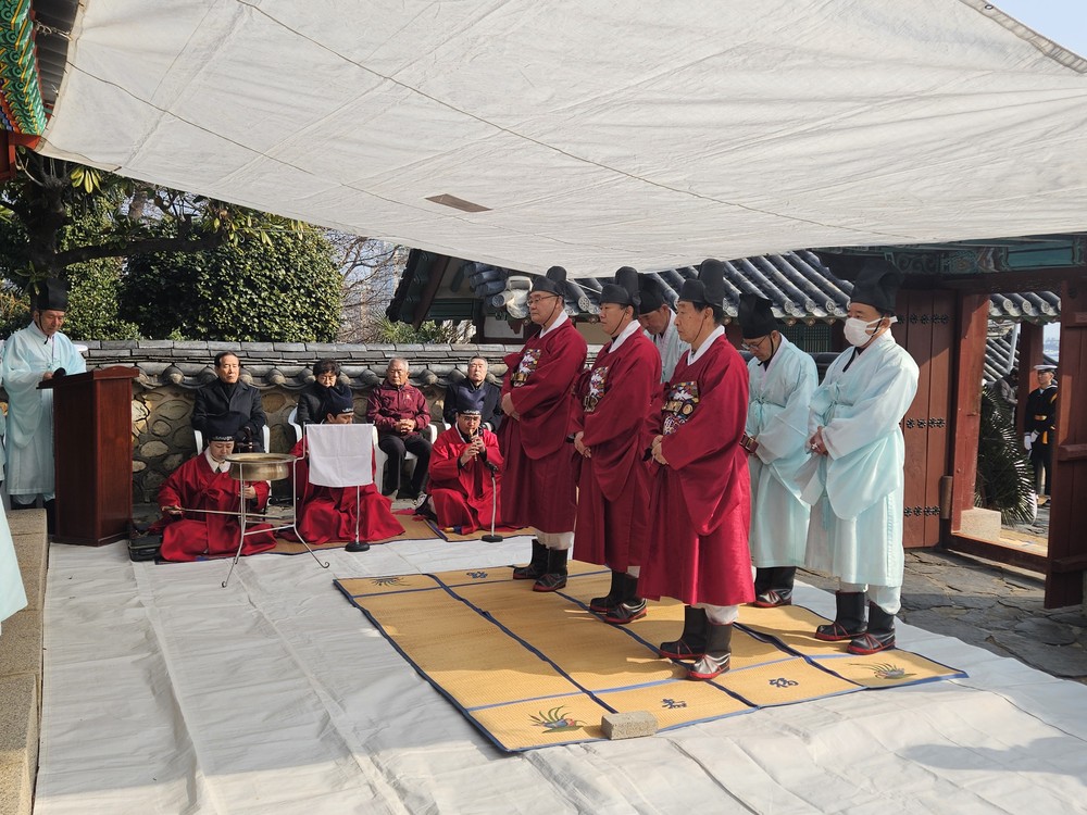 통영시, 충무공 이순신 장군 제427주기 기신제 봉행