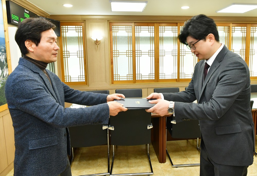 경산시립예술단, 공개모집으로 새 지휘봉 잡았다