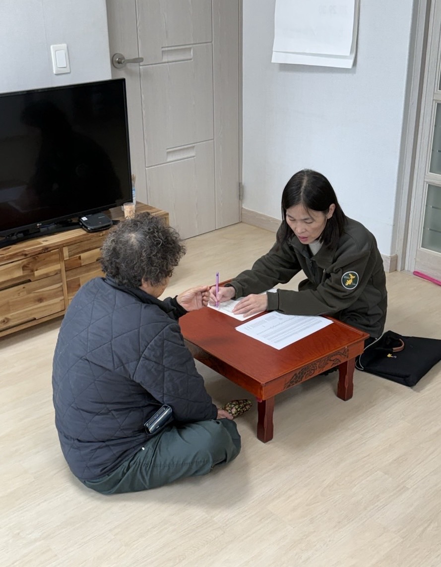 군위군보건소 치매안심센터, 찾아가는 치매선별검사 운영