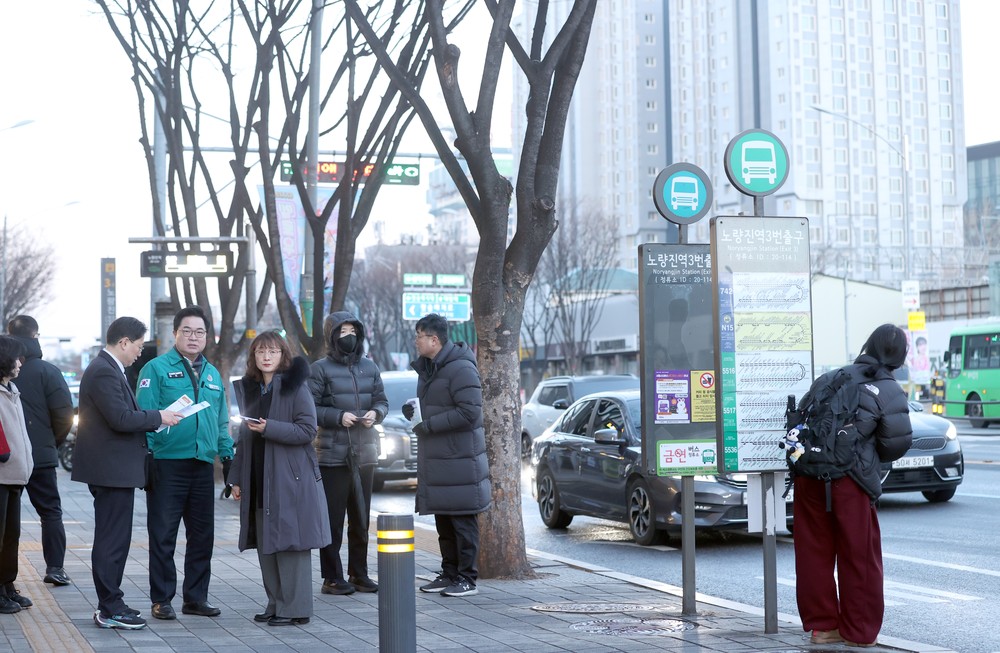 박일하 동작구청장, 시내버스 파업 긴급 현장 점검… 무료 셔틀버스 운행