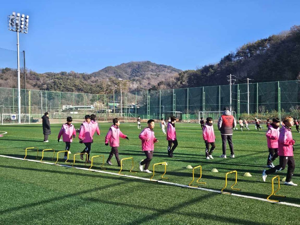 거창군, 2026 거창한거창 초등부 축구 동계 스토브리그 성황리 마무리