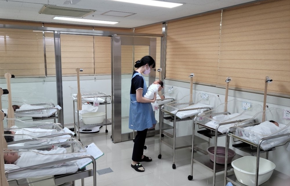 강진군, 임신부터 육아까지 촘촘한 지원 출산·양육부담 낮춘다