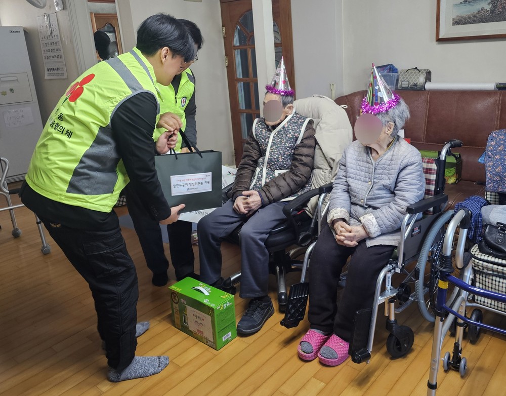 연수구 청학동 지사협, ‘어르신 생신위문품 지원사업’ 추진