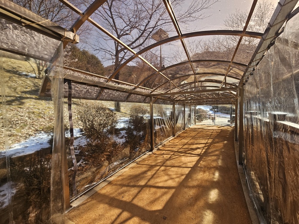 안양시, 병목안시민공원 맨발산책길에 방한 시설물 조성