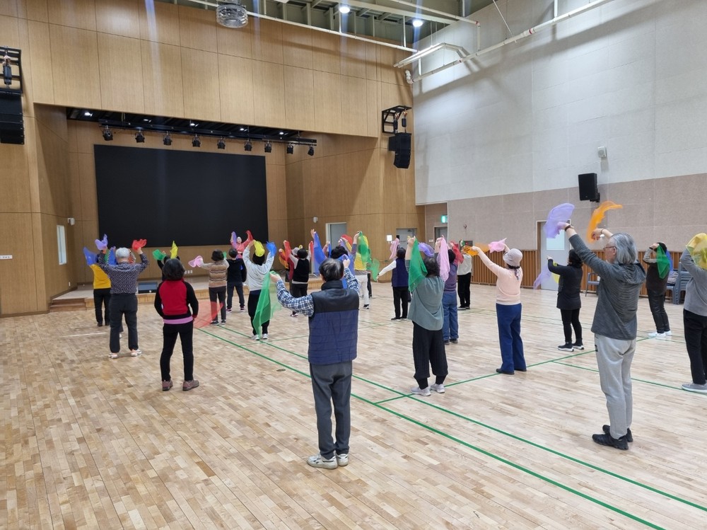 하남시미사노인복지관, 2026년 1학기 프로그램 1,600명 신청. 높은 관심 속 활기찬 시작!