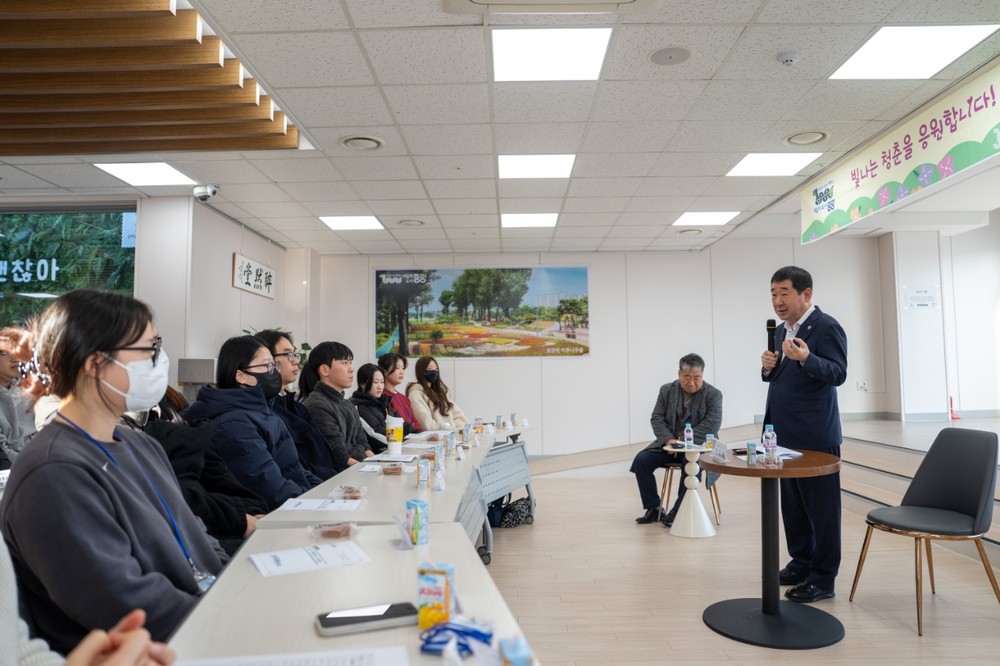 증평군, 동계 학생근로 대학생과 소통의 시간 가져