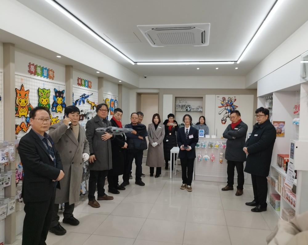 부여군지역공동체활성화재단, ‘꿈이룸가게’ 오픈식… ‘드론앤톡톡’·‘직물다방’ 두 곳에서 개최