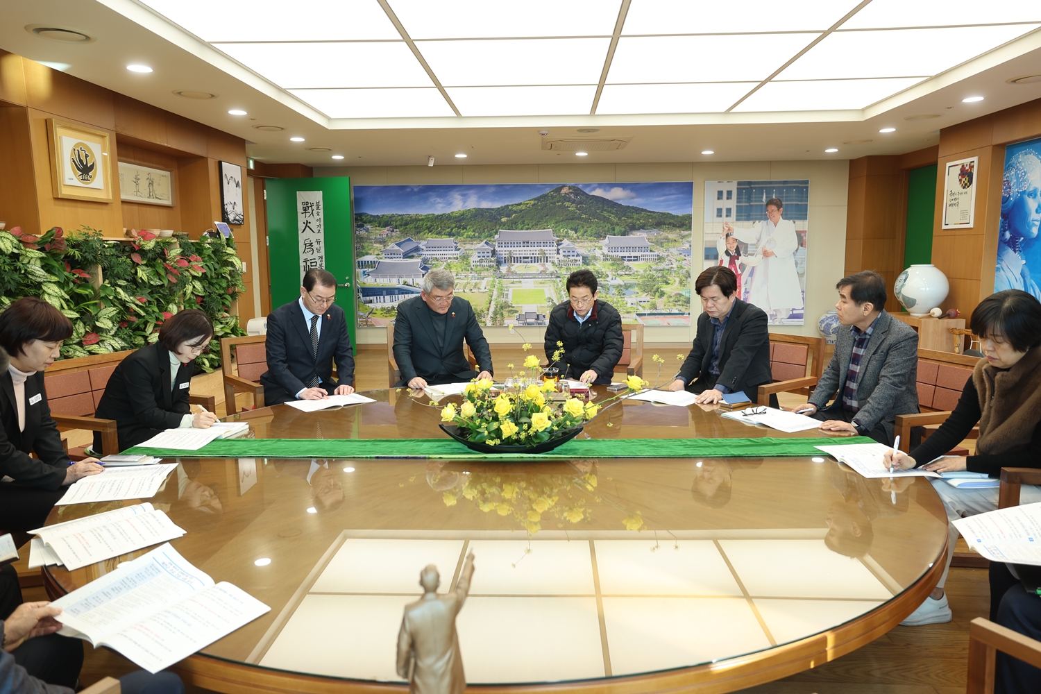 김학동 예천군수, 이철우 경북도지사와 면담 가져