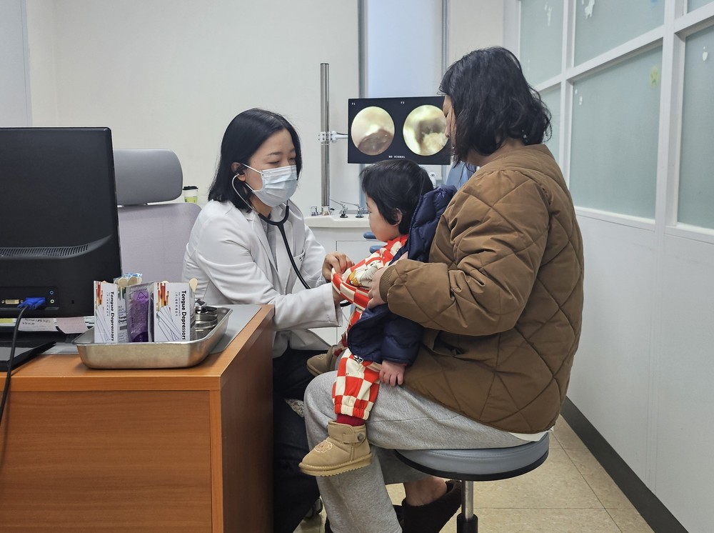 군위군보건소, 소아청소년과 및 안과 전문의 진료로 주민 건강 지킴이 역할 톡톡