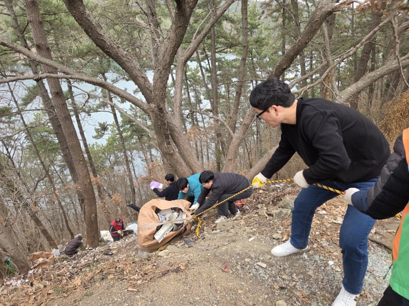 통영시 설 맞이 불법투기 우심지 환경정비