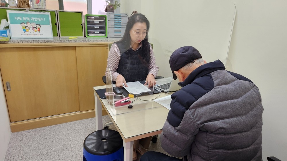 제천시 치매안심센터, 치매 조기검진 연중 시행