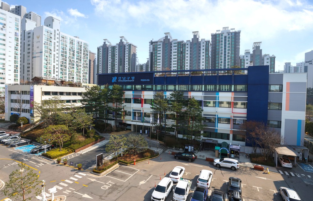 강남구, 복지 사각지대 2,113가구 선제 점검…1,365가구 권리구제