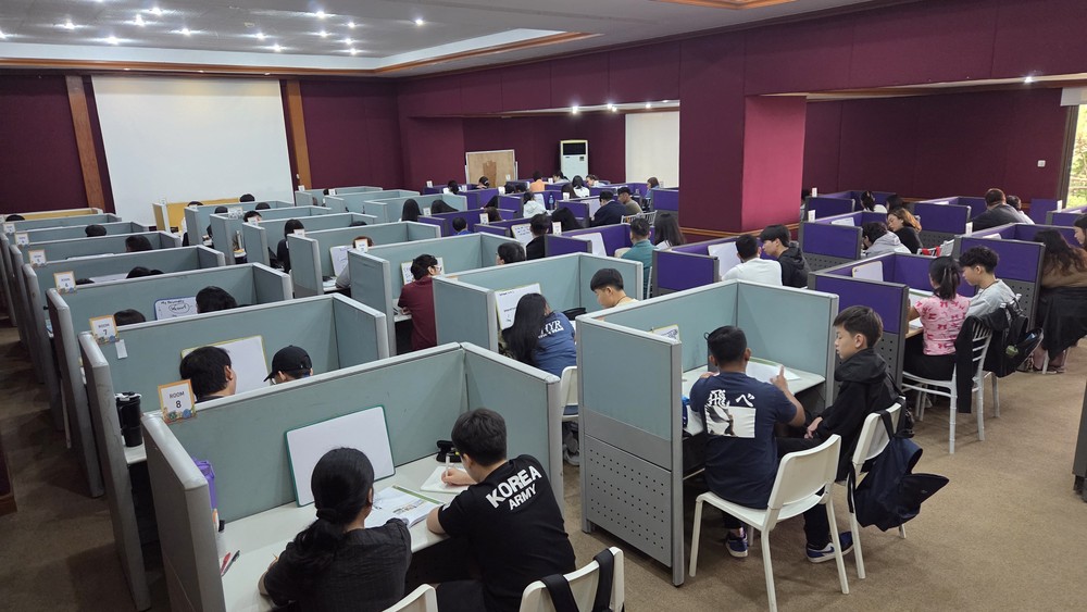금산군 겨울방학 초중생 해외어학연수 순항