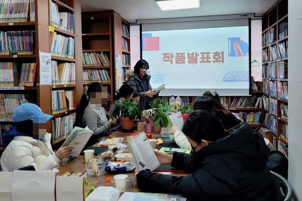 정자2동 새마을문고 작품 발표회 개최