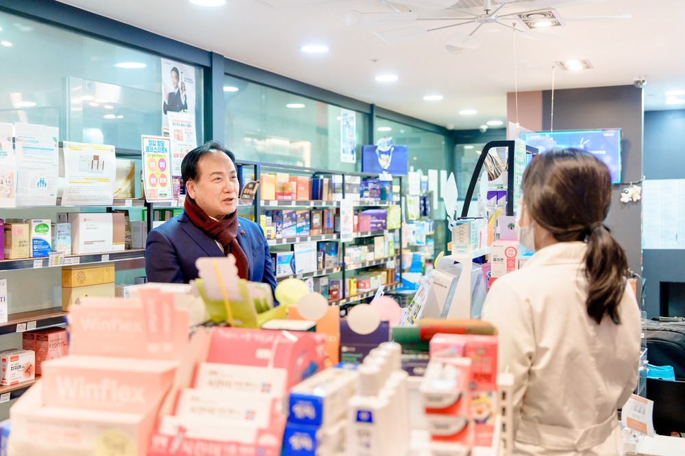 오산시, 설 연휴 대비 공공심야약국 현장 점검…의약품 이용 불편 해소 나서