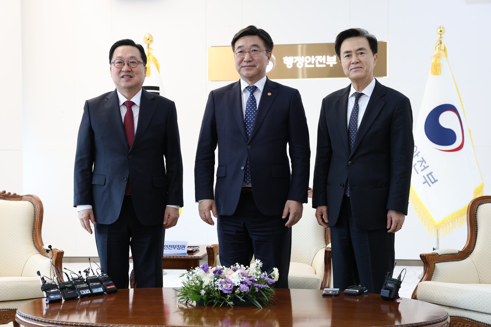 김태흠 지사, 행안부 장관 만나 ‘재정·권한 이양 없는 통합은 무늬만 지방자치’ 비판