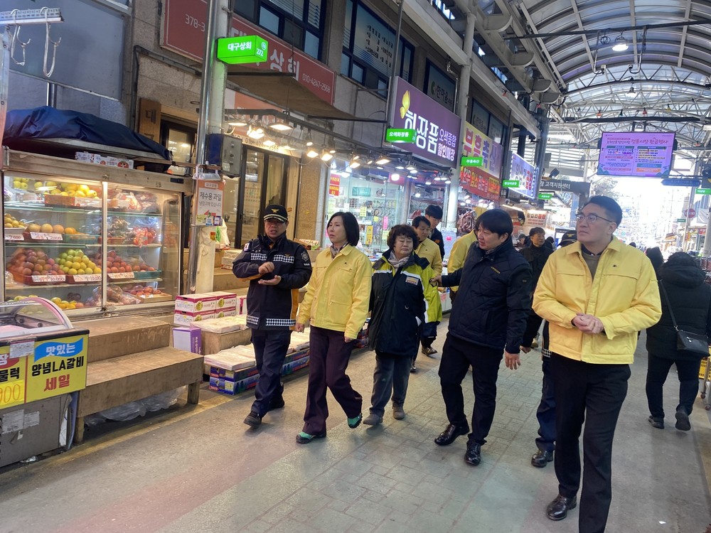 오산시, 설 명절 앞두고 오산오색시장 합동 안전점검 실시
