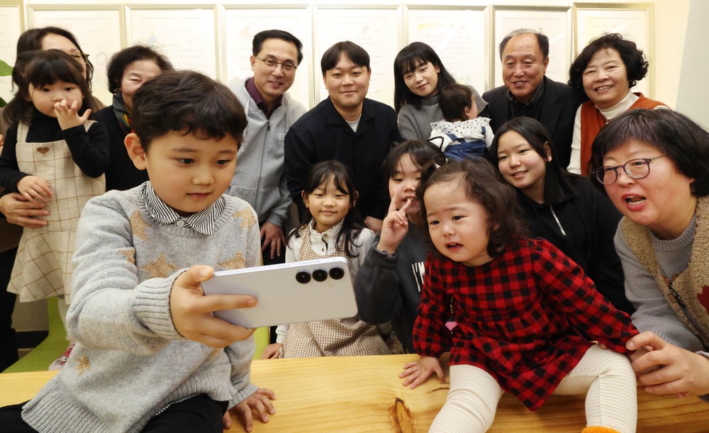 대전 동구, ‘7남매 다자녀가정’과 함께한 ‘새해 소통간담회’ 개최