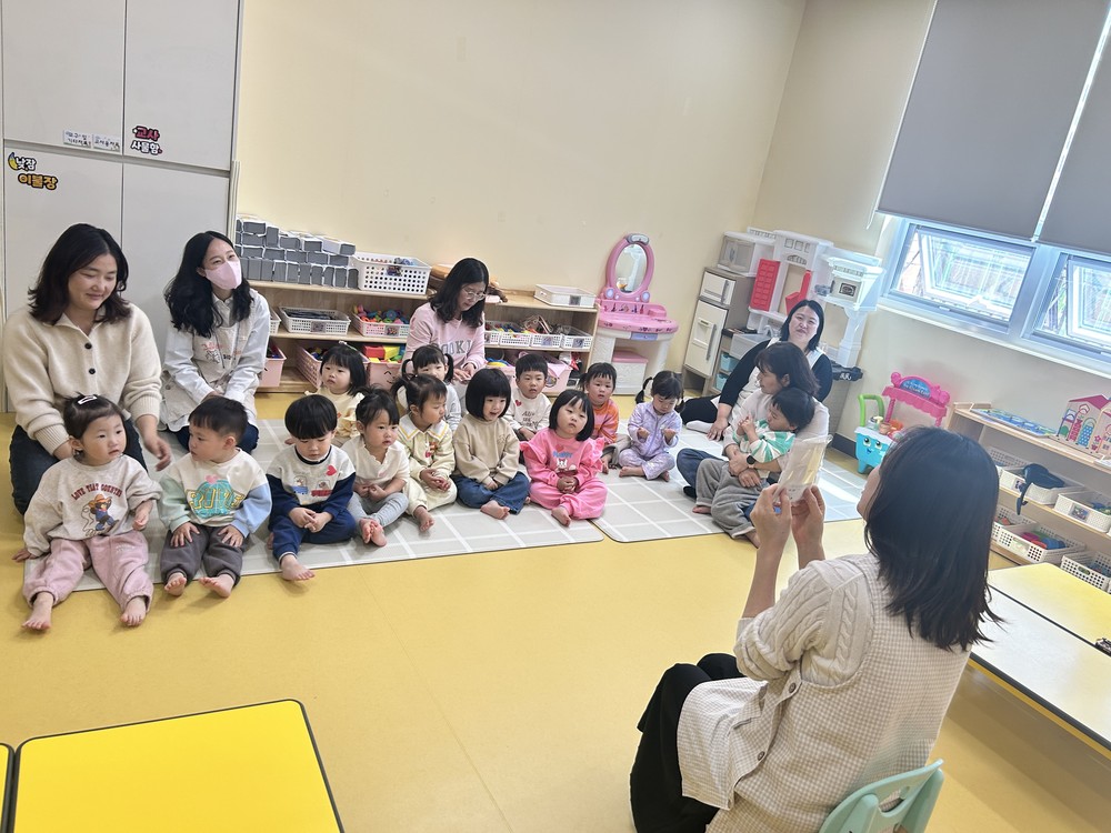 구미시립중앙도서관, '그림책 읽어주는 선생님' 3월부터 본격 운영