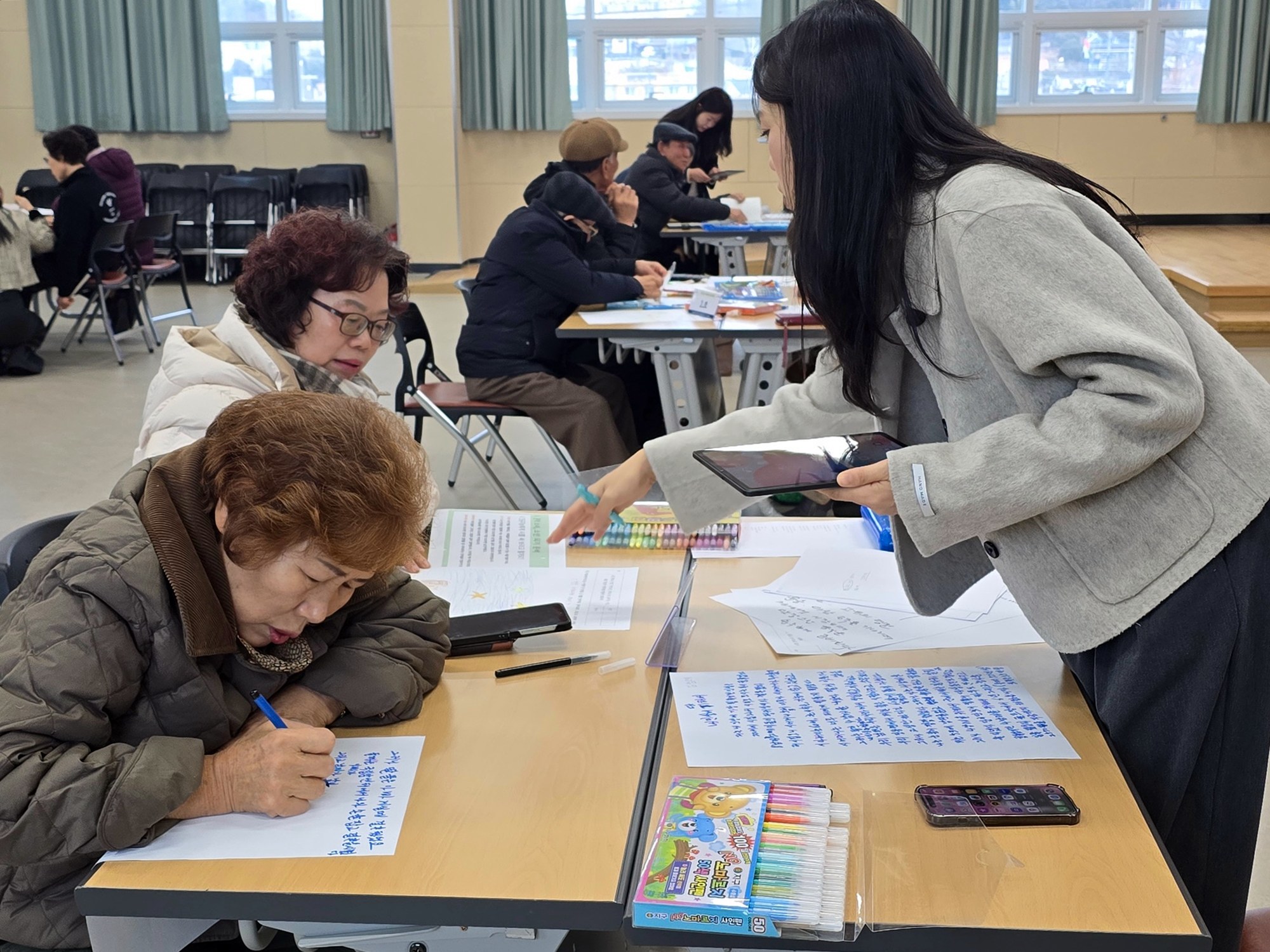 장흥군, AI 활용 인생시 쓰기 프로그램 2차 운영 성료
