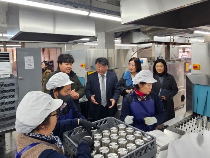 예산군, 설 명절 맞아 자활근로사업단 격려 방문