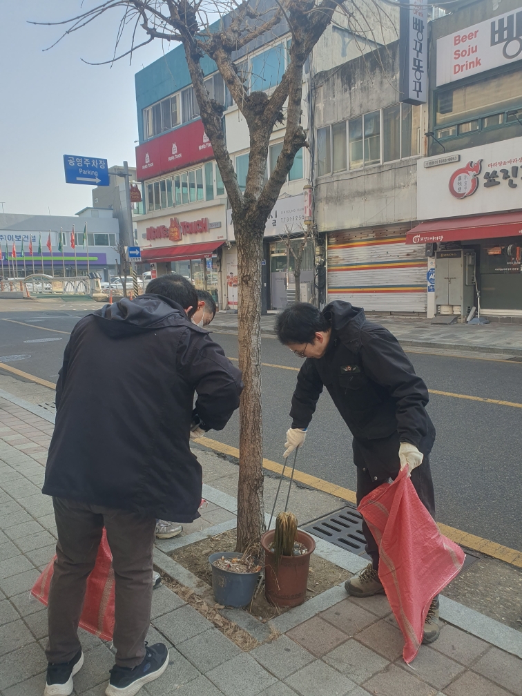 깨끗한 국토를 만들기 위한 「우리 동네 새 단장」