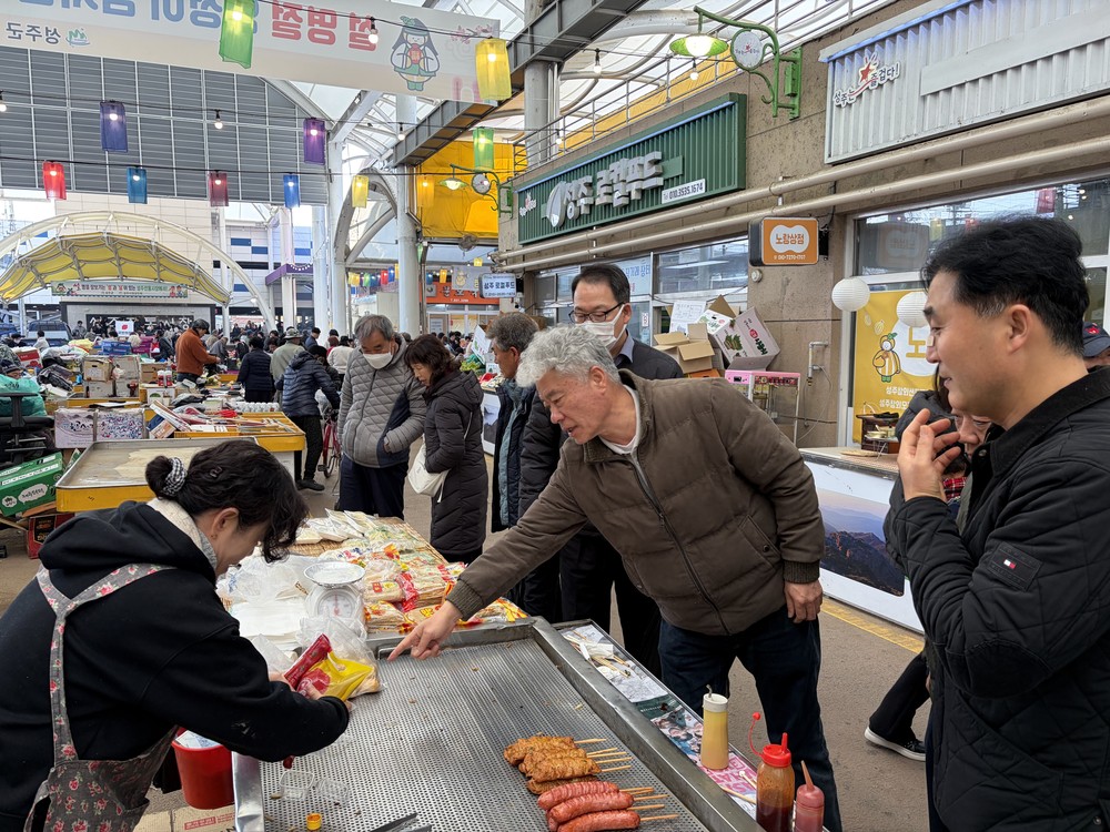 대가면, 설명절 앞두고 성주전통시장 방문
