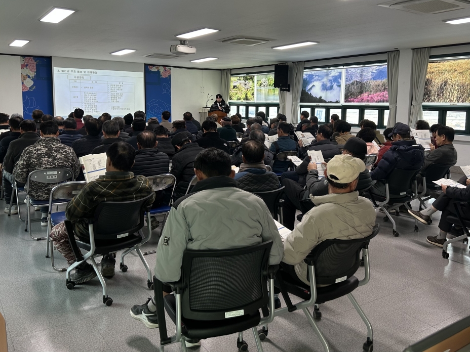 밀양시, 떫은감 재배 기술 교육 시행