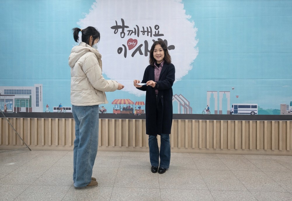 온천2동 지사협, 저소득 아동 교육비 지원 ‘꿈꾸는 책가방’