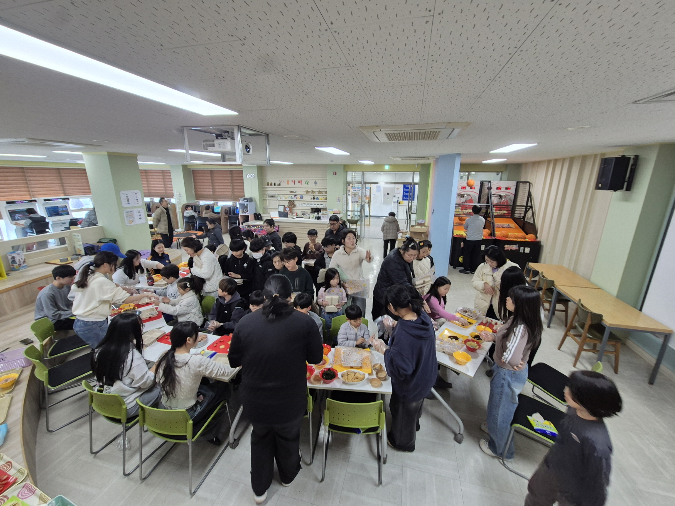“청소년이랑 피크닉 가자!”