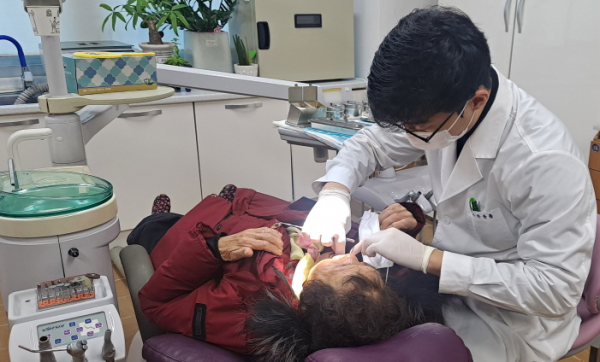 하동군, 저소득층 어르신 대상 치과 진료비 지원사업 추진