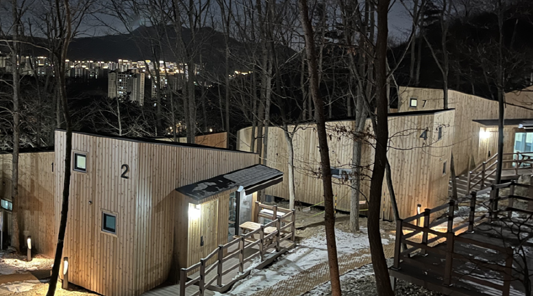 의왕 바라산자연휴양림, ‘도심 속 힐링 캠프’ 숲속의집‧야영데크 3월 9일 신규 개장
