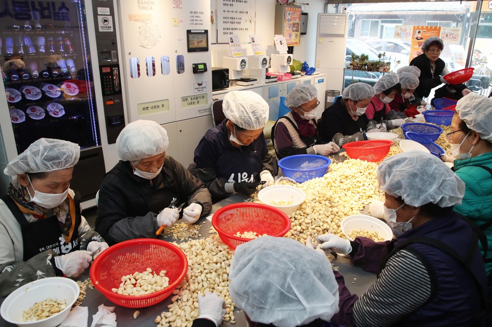 충북도 ‘일하는 밥퍼’ 50만명 돌파… 전국 확산 발판 마련