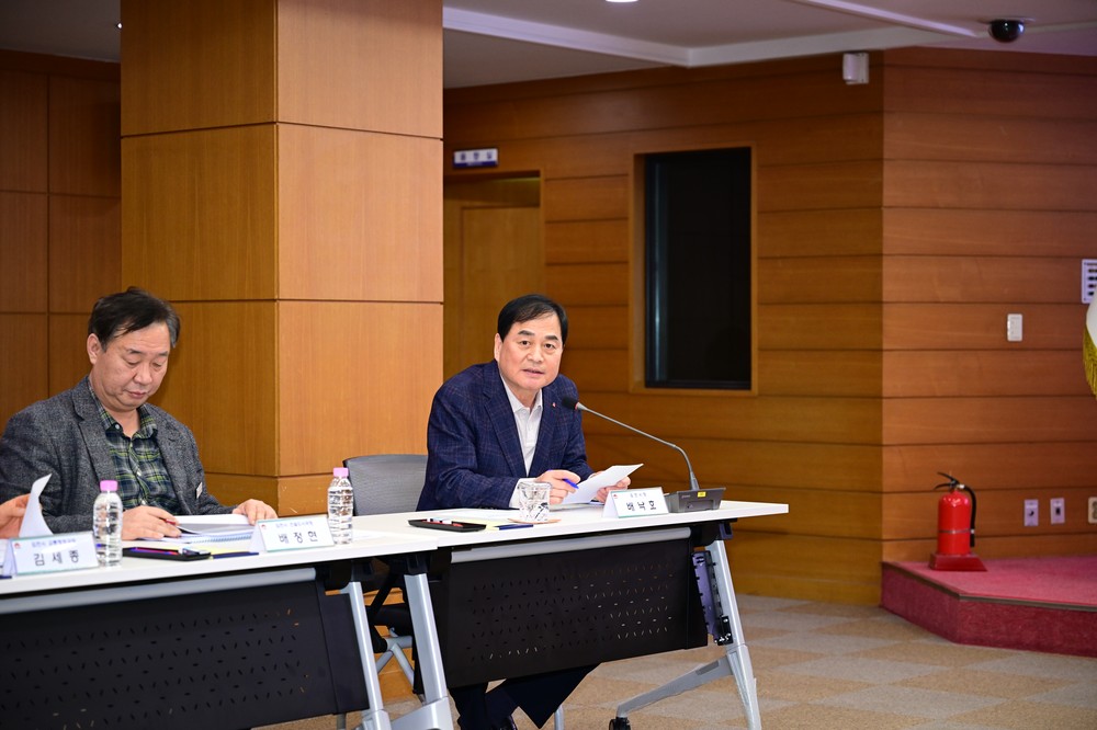 “기다리지 말고 부르세요” 김천형 DRT 버스 본격 시동
