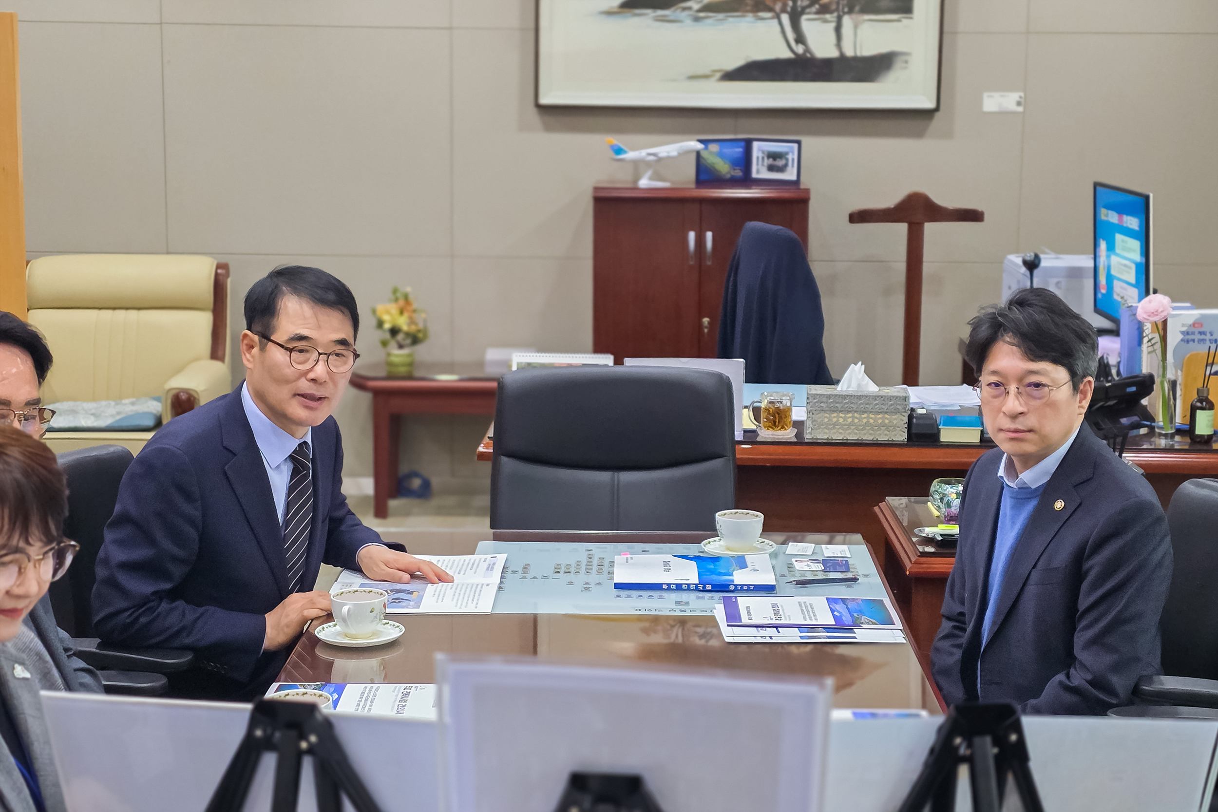 남해군, 남해안 광역교통망 구축 박차…국토부 방문 3대 핵심사업 건의