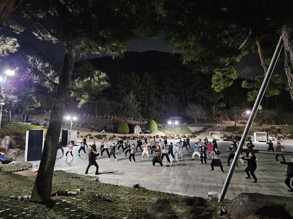 독봉산 웰빙공원, 별빛운동교실 2026년 첫 수업 시작