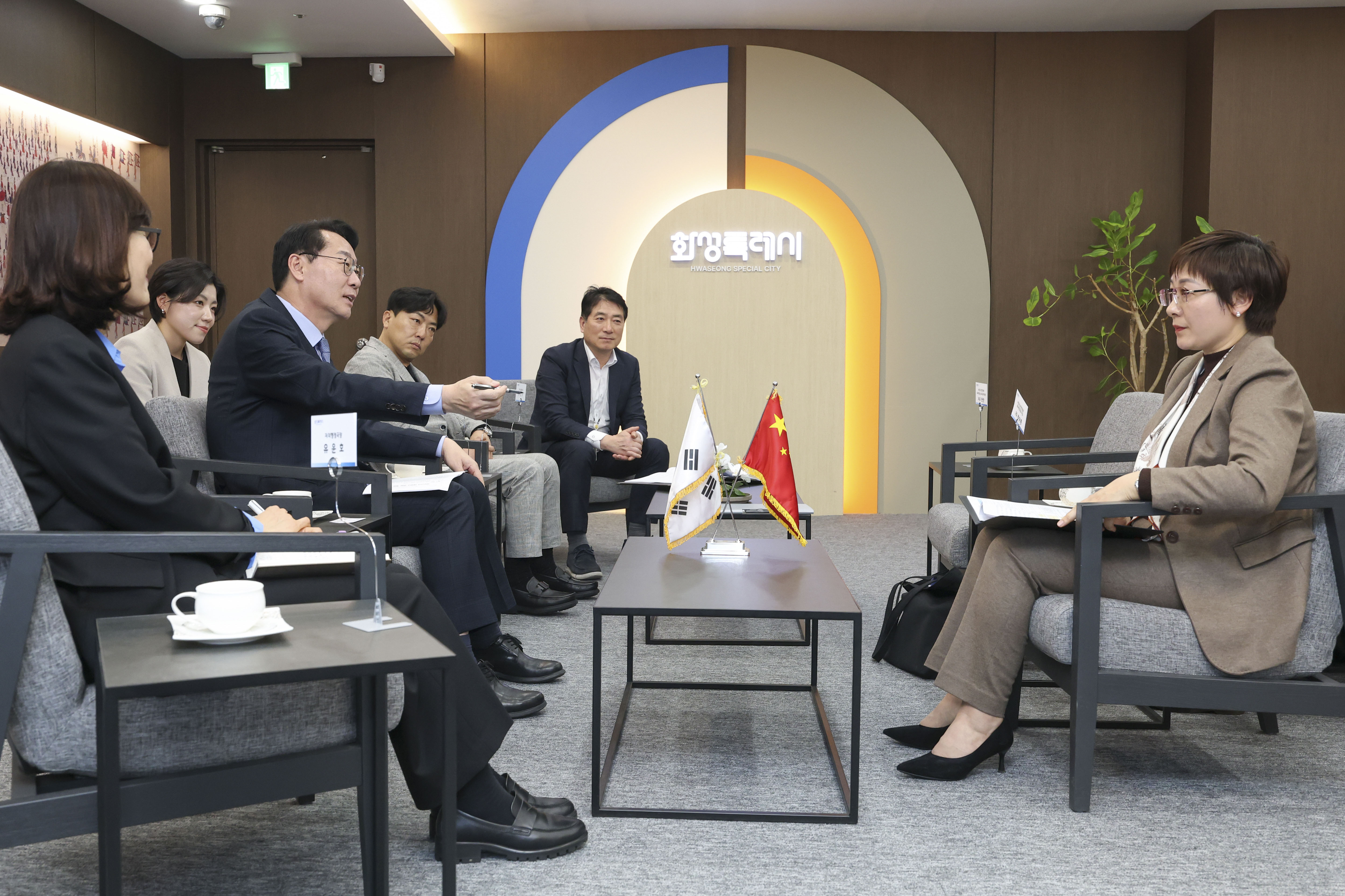 화성특례시-중국 샤오간시, 孝 문화로 잇다 ‘화성특례시민의 날’, 축하 대표단 방문 교류 협력 확대