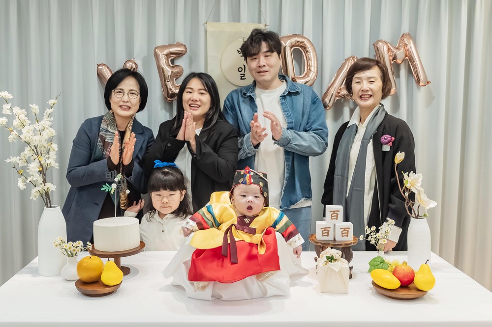 우리 아기 첫 백일·돌 사진 강동어린이회관에서 찍어요!