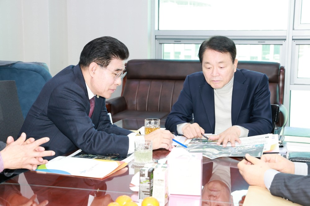 이응우 계룡시장, 국회방문...민선8기 지역 현안 해결 총력