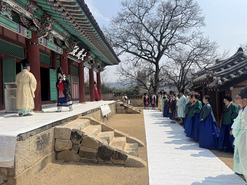 선산·인동향교「춘계 석전대제」봉행…전통 유교문화 계승 이어가