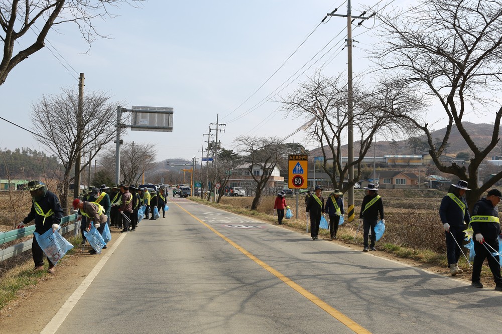 홍성군농촌지도자회, 환경 정화로 저탄소 실천
