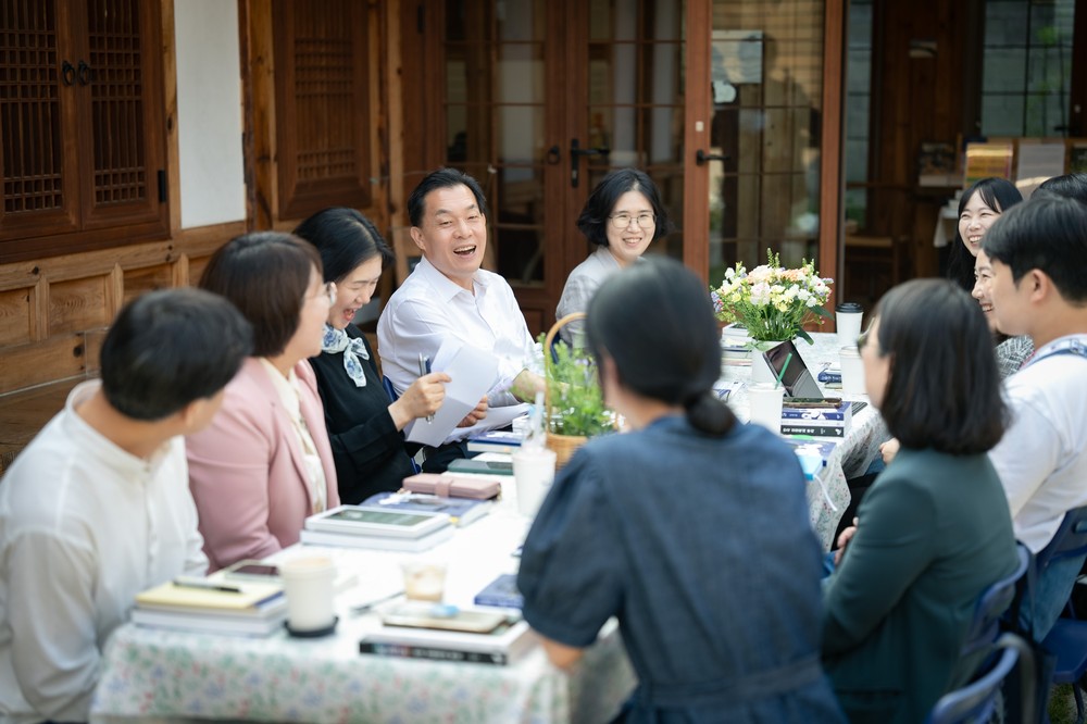 수원특례시, 공직자 독서 통찰로 시민 삶 바꾸는 행정 구현한다…‘북(Book)돋움’운영