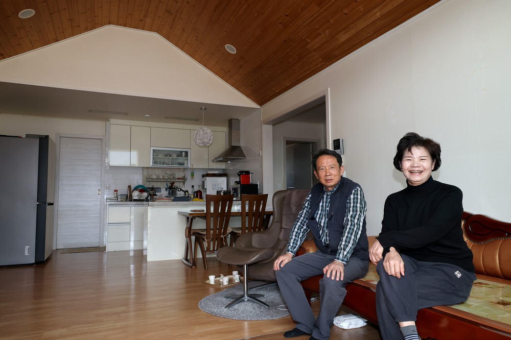 괴산 산골마을, 버려진 산림 부산물로 '에너지 혁명'…난방비 32% 절감
