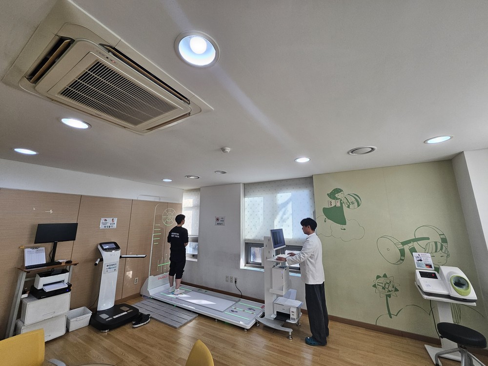 서초구, 'AI 걷기 운동교실'에서 맞춤 건강관리 받으세요!
