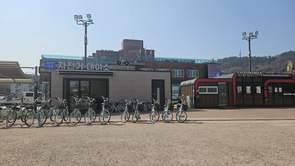 수원특례시, 4월부터 행궁동·광교산에서 공영자전거대여소 운영