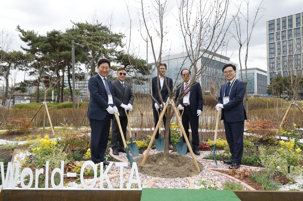 강서구, ‘한국 비즈니스 엑스포 강서’ 기념 월드옥타정원 조성