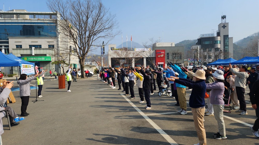 가평 설악면민 400여명 참여… 건강걷기 대회 ‘성료’