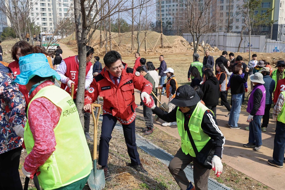 기후 위기 극복 선도 녹색도시 인천 중구, 제81회 식목일 행사 성료